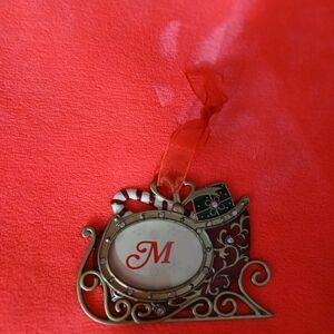 NWOT Festive Gold and Red Sleigh Ornament Picture Frame "Diamond" Adorned